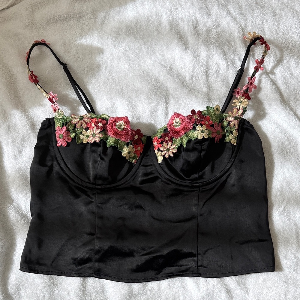 Princess Polly Black Floral Embroidered Crop Top